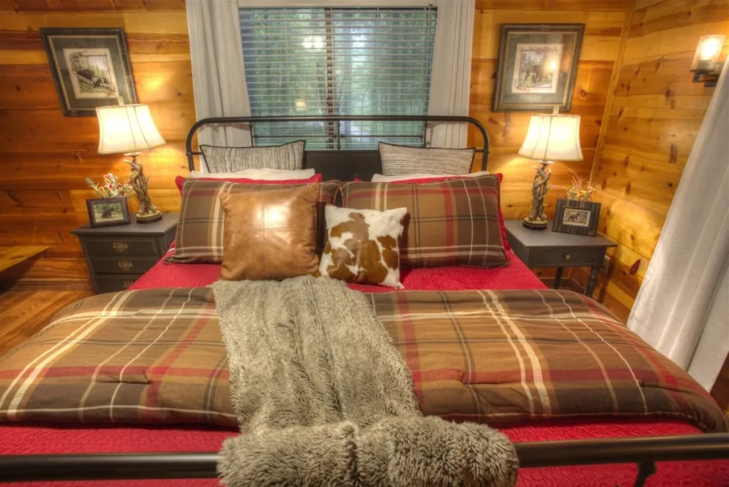 Romantic Cabin Rentals Near Helen, GA — The Weekend Getaway Guide 3 Romantic Cabin Rentals Near Helen, GA — The Weekend Getaway Guide