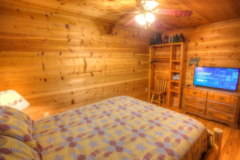 Fox Ridge Cabin Bedroom #1 near Helen, GA