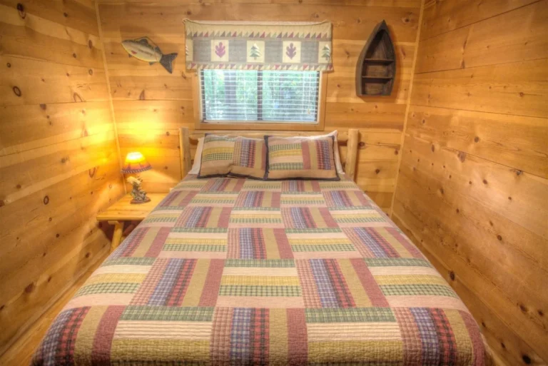 Fox Ridge Cabin Bedroom #4 near Helen, GA