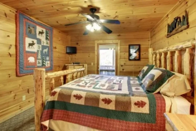 131 Hutch Mountain 5 Hutch Mountain Cabin Bedroom in Sautee Nacoochee, GA