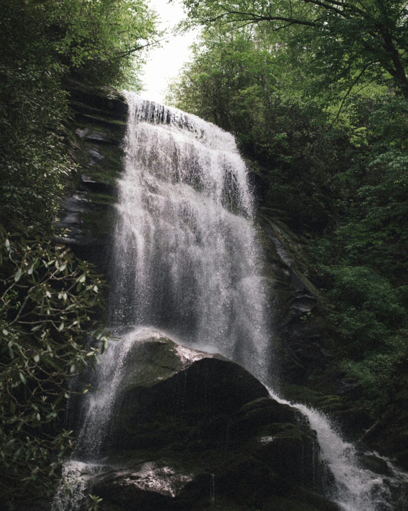 Things to Do Near Helen, GA — The Complete Activity Guide 1 hings to do near Helen GA — North Georgia mountains Sautee Nacoochee Valley